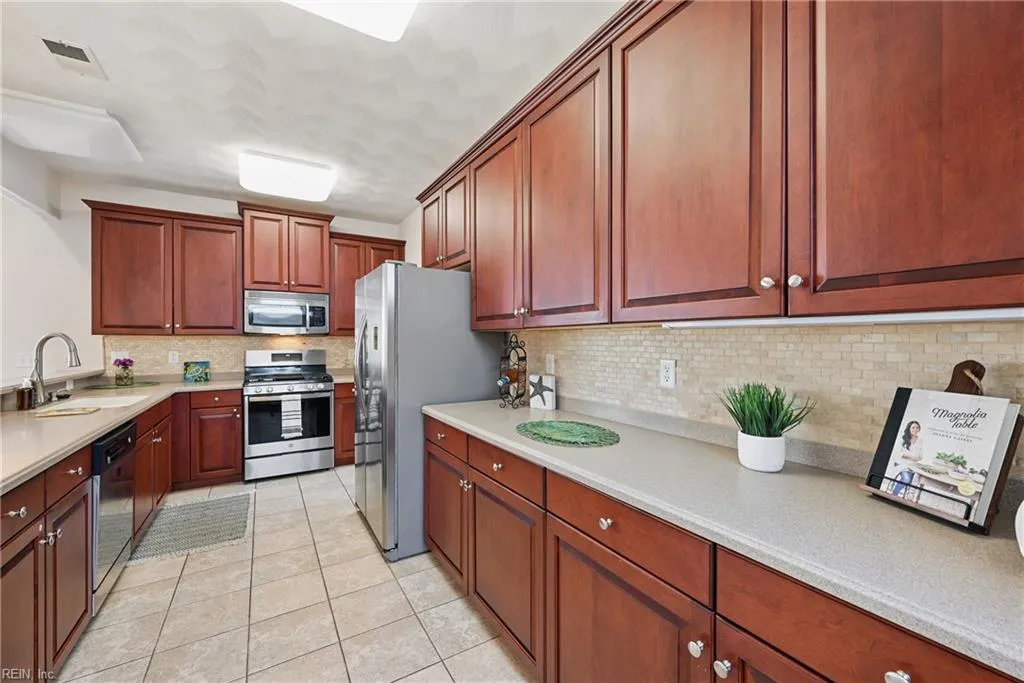 Suffolk, Virginia 23434, United States, 3 Bedrooms Bedrooms, ,3 BathroomsBathrooms,Residential,Active,135199