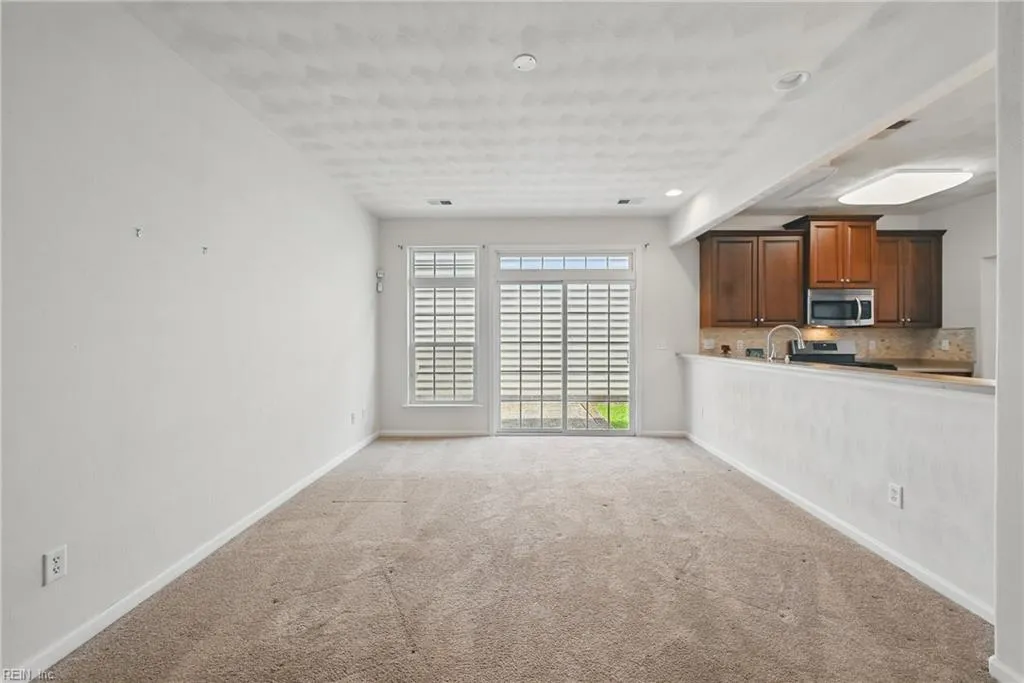 Suffolk, Virginia 23434, United States, 3 Bedrooms Bedrooms, ,3 BathroomsBathrooms,Residential,Active,135199