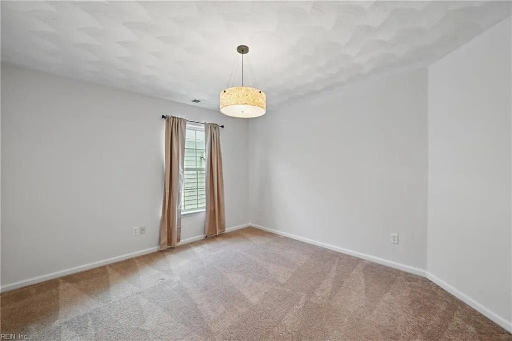 Suffolk, Virginia 23434, United States, 3 Bedrooms Bedrooms, ,3 BathroomsBathrooms,Residential,Active,135199