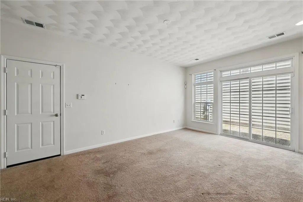 Suffolk, Virginia 23434, United States, 3 Bedrooms Bedrooms, ,3 BathroomsBathrooms,Residential,Active,135199