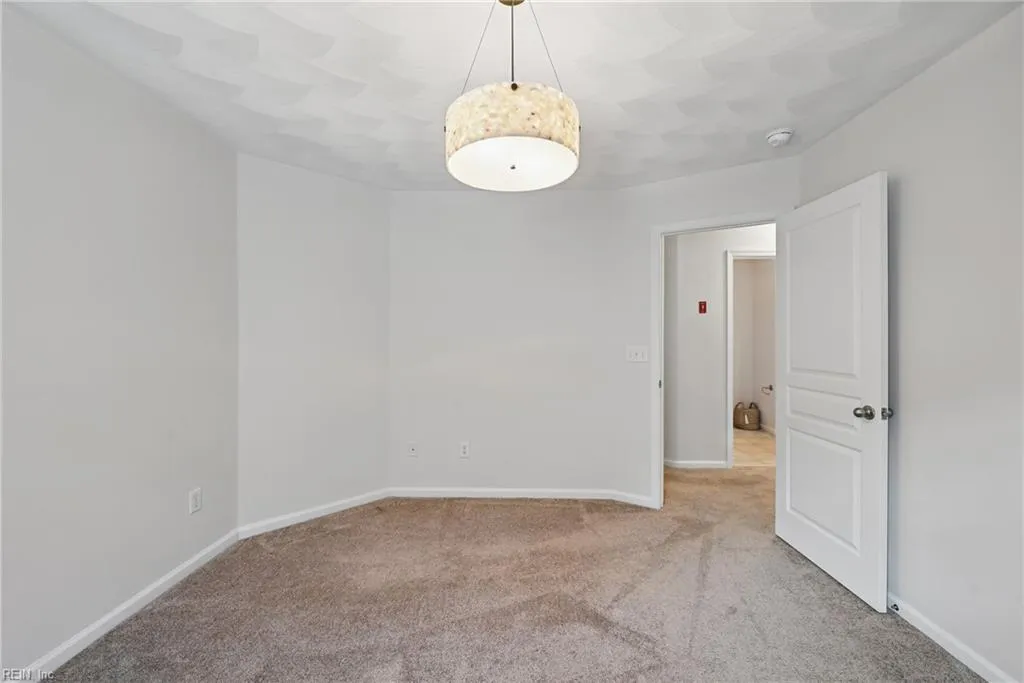 Suffolk, Virginia 23434, United States, 3 Bedrooms Bedrooms, ,3 BathroomsBathrooms,Residential,Active,135199