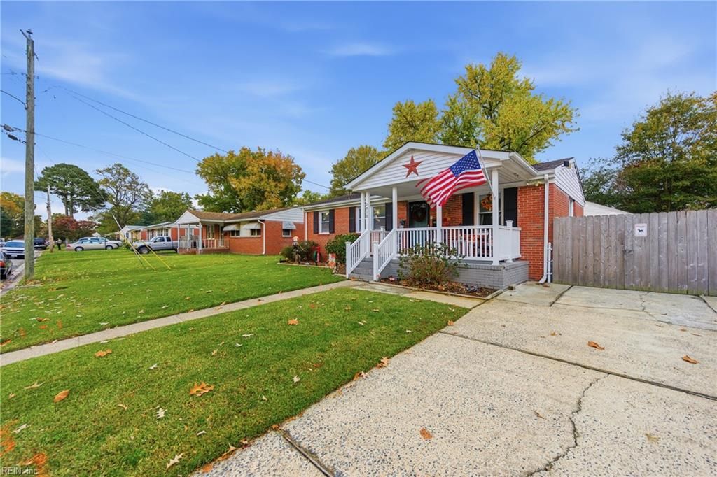 Photo of 2910 Kilbride Drive, Chesapeake, VA 23325 (MLS # 10608727)