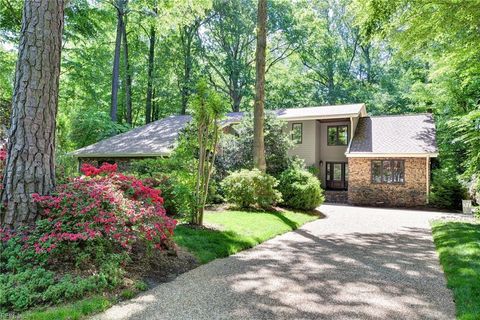 Photo of 116 Tides Run, Yorktown, VA 23692 (MLS # 10631507)