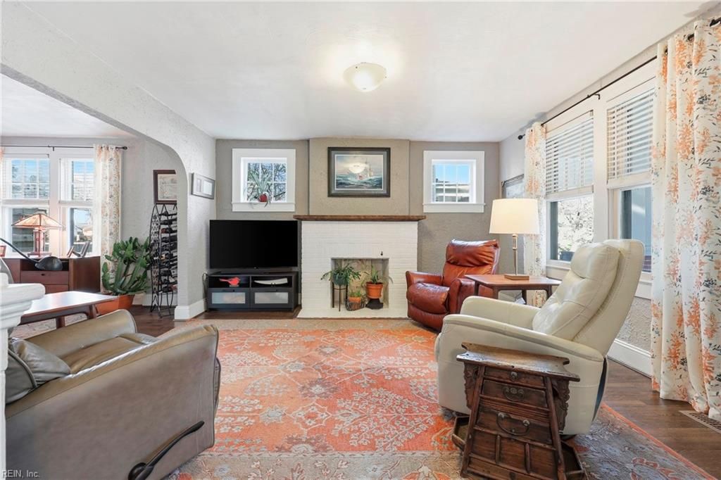 Photo of 3015 Racine Avenue, Norfolk, VA 23509 (MLS # 10616501)