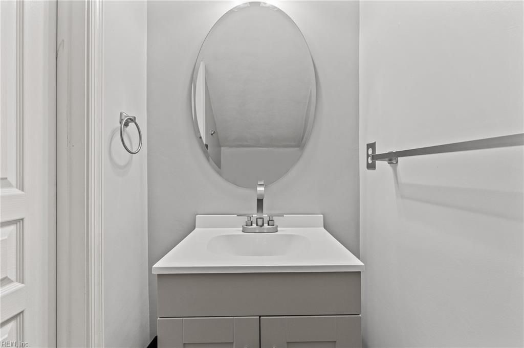 Photo of 22 Rutland Drive, Hampton, VA 23666 (MLS # 10617878)