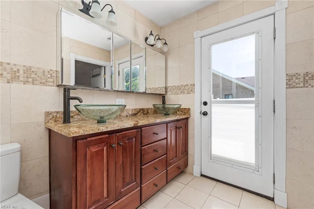 Virginia Beach, Virginia 23454, United States, 4 Bedrooms Bedrooms, ,3 BathroomsBathrooms,Residential,Active,135682