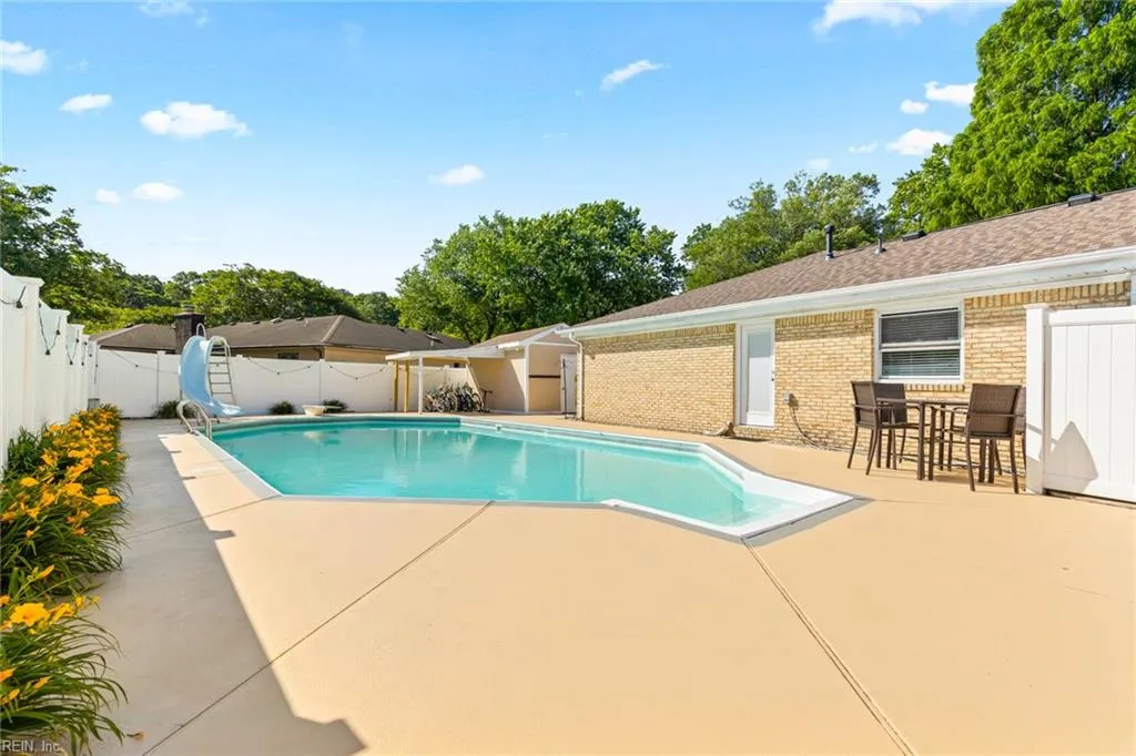 Virginia Beach, Virginia 23454, United States, 4 Bedrooms Bedrooms, ,3 BathroomsBathrooms,Residential,Active,135682