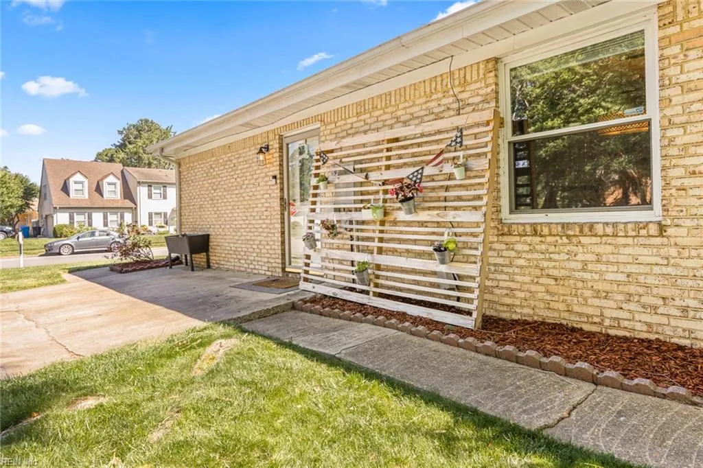 Virginia Beach, Virginia 23454, United States, 4 Bedrooms Bedrooms, ,3 BathroomsBathrooms,Residential,Active,135682