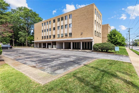 Photo of 1005 Woodrow Avenue #2D, Norfolk, VA 23507 (MLS # 10658100)