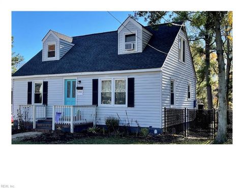 Single Family Residence in Norfolk VA 1701 Morris Avenue 18.jpg