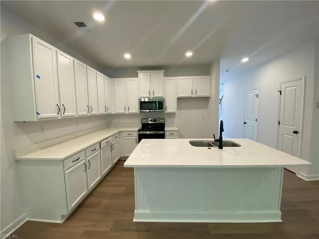 Suffolk, Virginia 23435, United States, 3 Bedrooms Bedrooms, ,3 BathroomsBathrooms,Residential,Active,40084