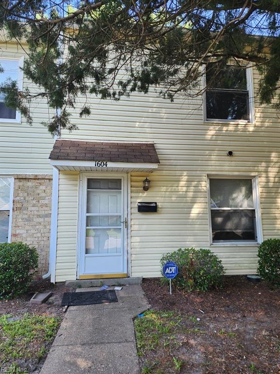 Photo of 1604 Darren Circle, Portsmouth, VA 23701 (MLS # 10652057)
