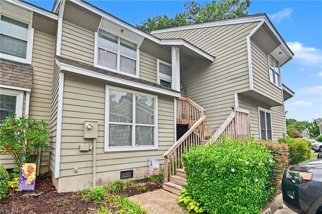 Photo of 2920 Seashore Point, Virginia Beach, VA 23454 (MLS # 10650896)