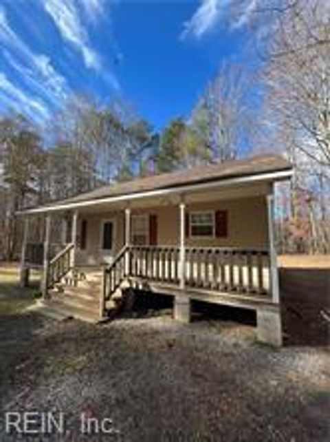 Single Family Residence in Gloucester VA 2625 Hickory Fork Road.jpg