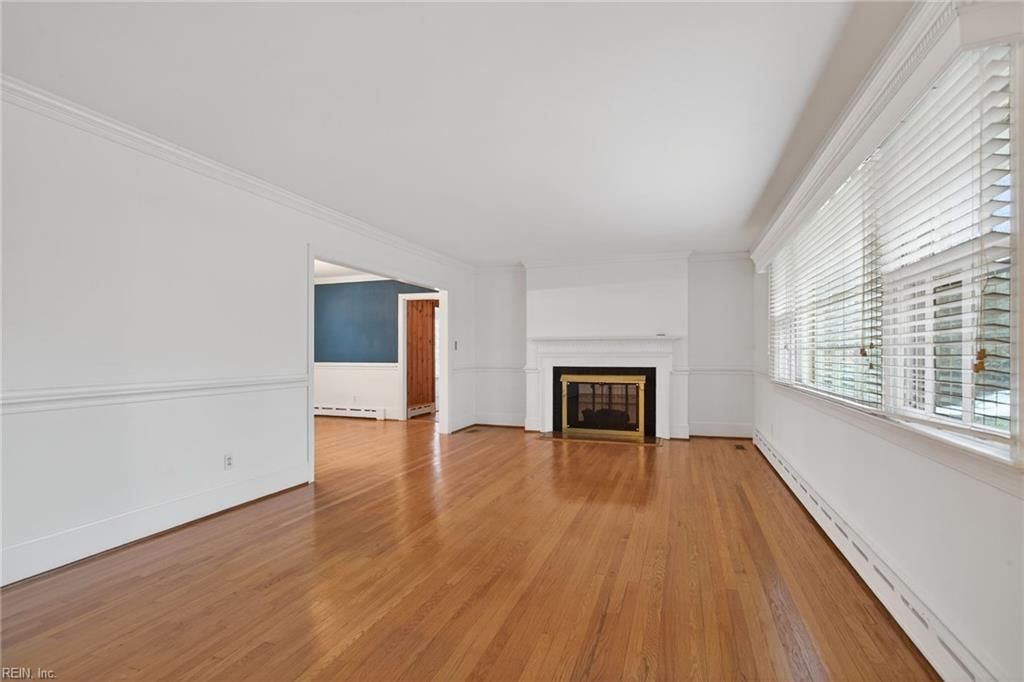 Photo of 409 Forest Hill Crescent, Suffolk, VA 23434 (MLS # 10617541)