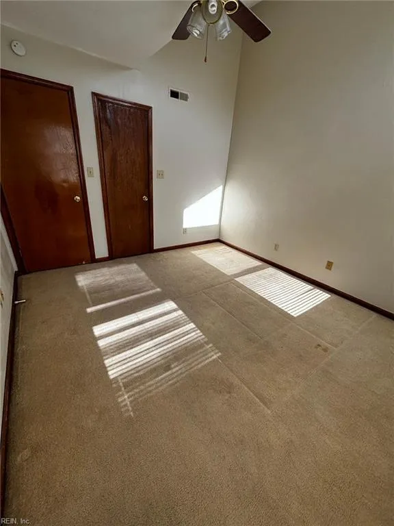 Norfolk, Virginia 23507, United States, 2 Bedrooms Bedrooms, ,3 BathroomsBathrooms,Residential,Active,172685