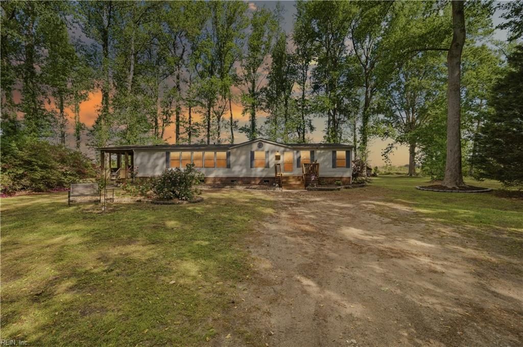 Photo of 100 Longhorn Drive, Moyock, NC 27958 (MLS # 10632116)