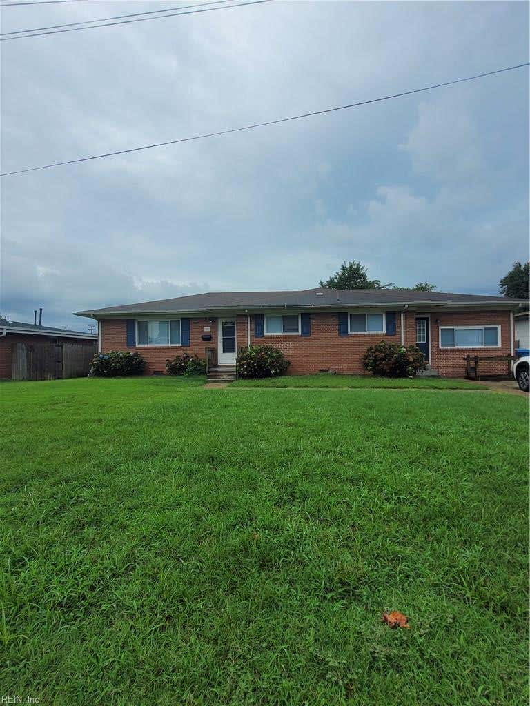 Photo of 709 Houdon Lane, Virginia Beach, VA 23455 (MLS # 10647995)