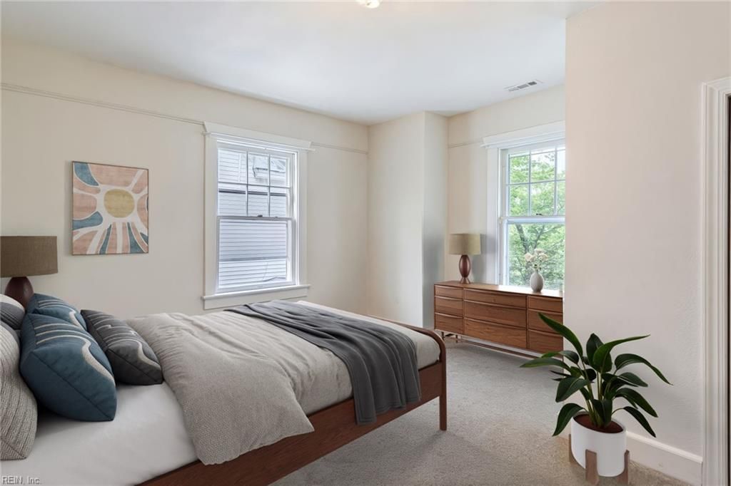 Photo of 434 Mt Vernon Avenue, Portsmouth, VA 23707 (MLS # 10617765)