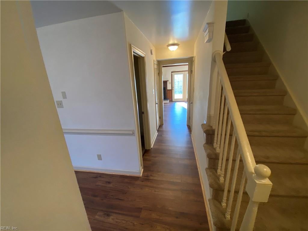 Photo of 1809 Hearthside Court, Chesapeake, VA 23325 (MLS # 10655854)
