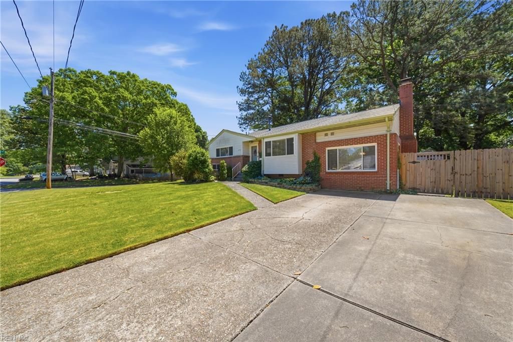Photo of 5009 Jeanne Street, Virginia Beach, VA 23462 (MLS # 10634095)