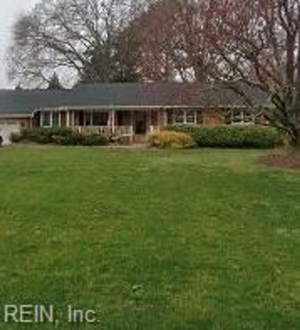 Photo of 1433 Ashley Drive, Virginia Beach, VA 23454 (MLS # 10620848)