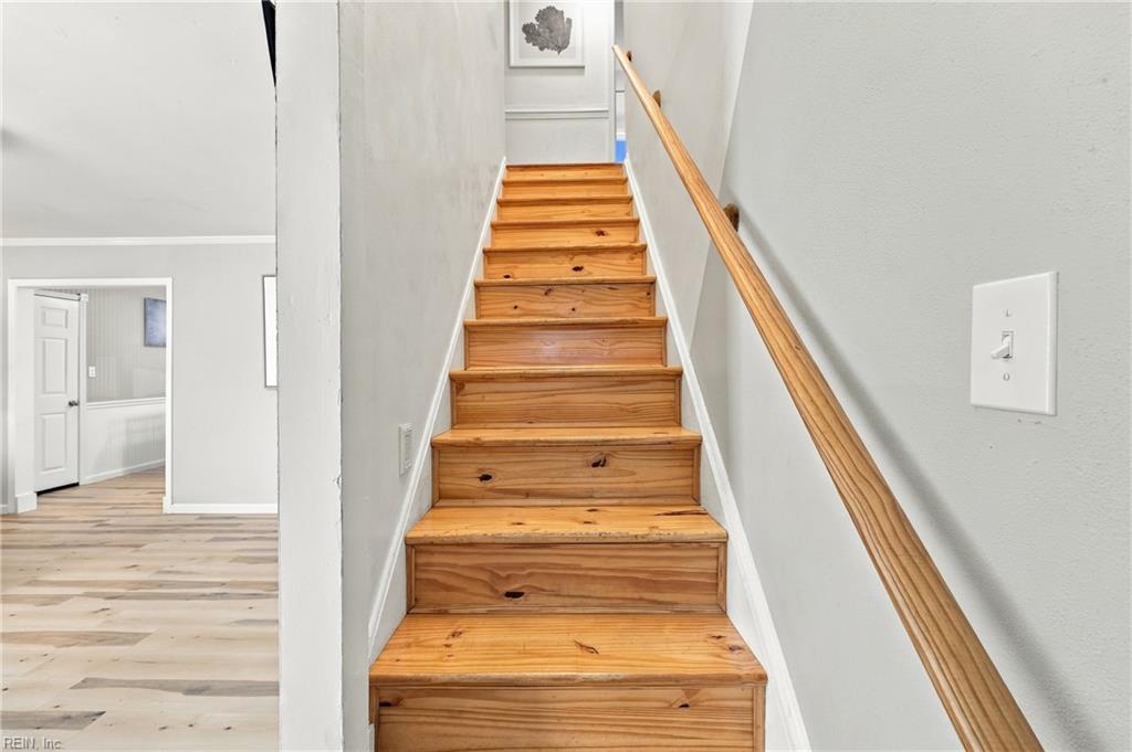 Photo of 1920 Norview Avenue, Norfolk, VA 23518 (MLS # 10659865)