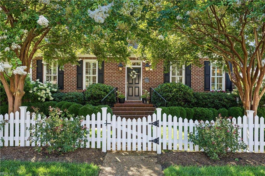 Photo of 200 Portstewart, Williamsburg, VA 23188 (MLS # 10647452)