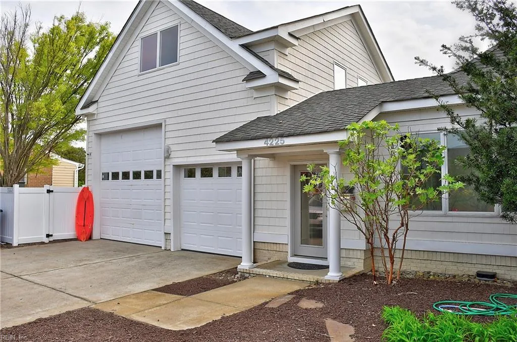 Virginia Beach, Virginia 23455, United States, 7 Bedrooms Bedrooms, ,4 BathroomsBathrooms,Residential,Active,138197