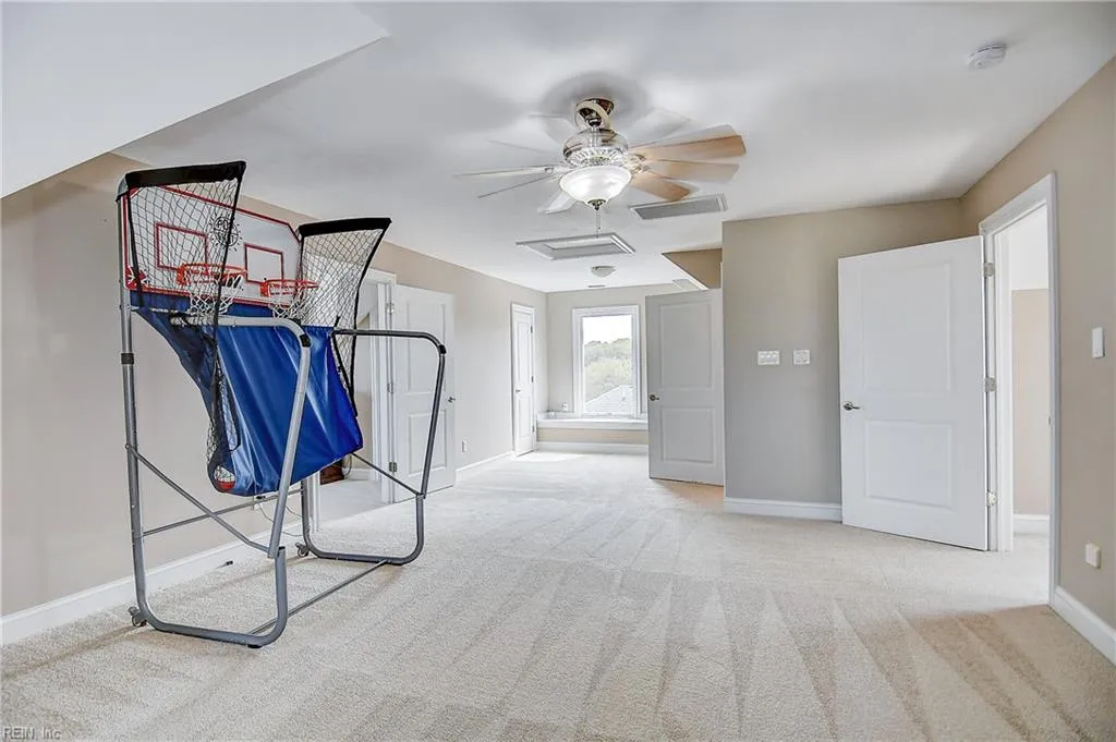 Virginia Beach, Virginia 23455, United States, 7 Bedrooms Bedrooms, ,4 BathroomsBathrooms,Residential,Active,138197