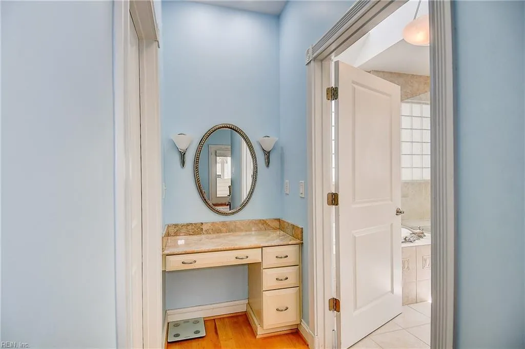 Virginia Beach, Virginia 23455, United States, 7 Bedrooms Bedrooms, ,4 BathroomsBathrooms,Residential,Active,138197