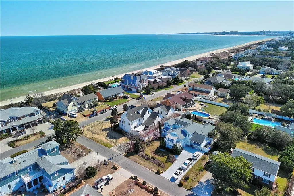 Virginia Beach, Virginia 23455, United States, 7 Bedrooms Bedrooms, ,4 BathroomsBathrooms,Residential,Active,138197
