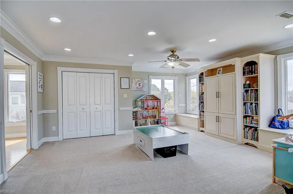 Virginia Beach, Virginia 23455, United States, 7 Bedrooms Bedrooms, ,4 BathroomsBathrooms,Residential,Active,138197