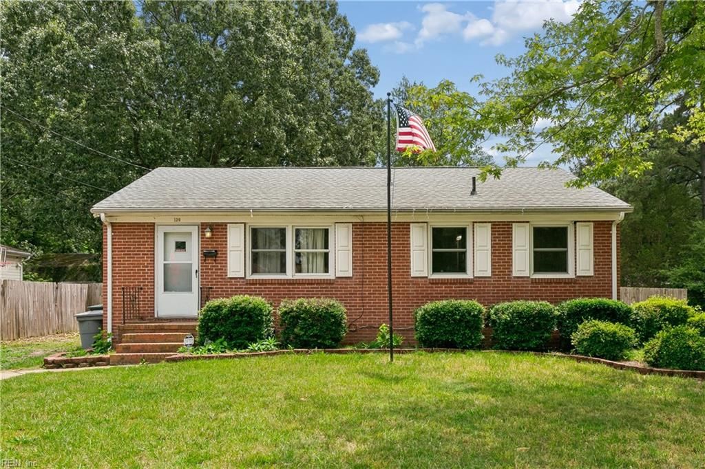 Photo of 130 Albany Drive, Hampton, VA 23666 (MLS # 10637048)