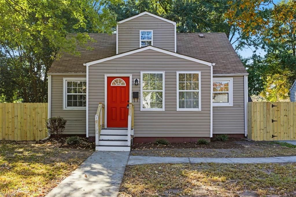 Photo of 3209 Arlington Place, Portsmouth, VA 23707 (MLS # 10607640)
