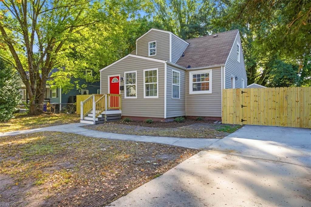 Photo of 3209 Arlington Place, Portsmouth, VA 23707 (MLS # 10607640)