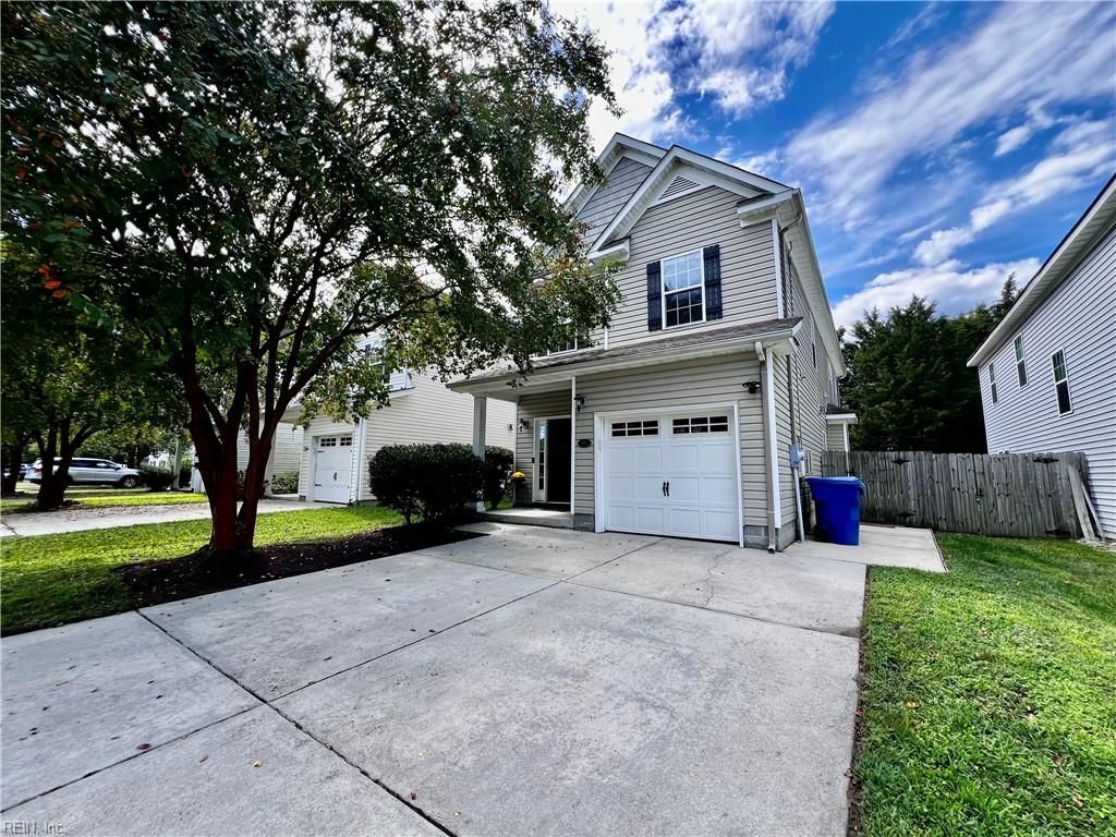 Photo of 111 S Palm Avenue, Virginia Beach, VA 23452 (MLS # 10611773)