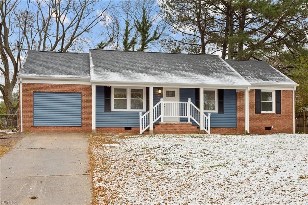 Photo of 426 Nicewood Drive, Newport News, VA 23602 (MLS # 10612791)