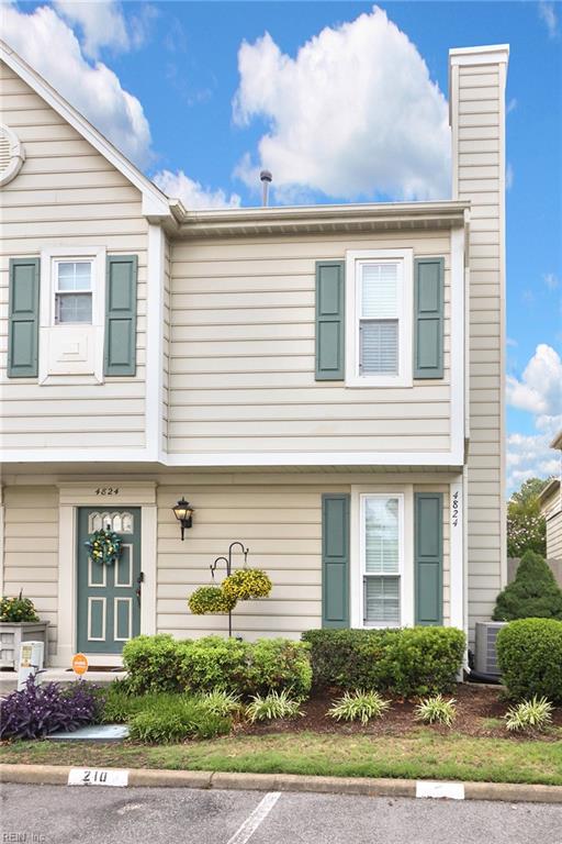 Photo of 4824 Haymarket Drive, Virginia Beach, VA 23462 (MLS # 10654850)