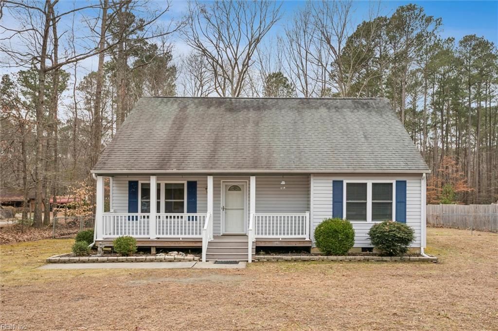 Photo of 5212 Hickory Fork Road, Gloucester, VA 23061 (MLS # 10615130)