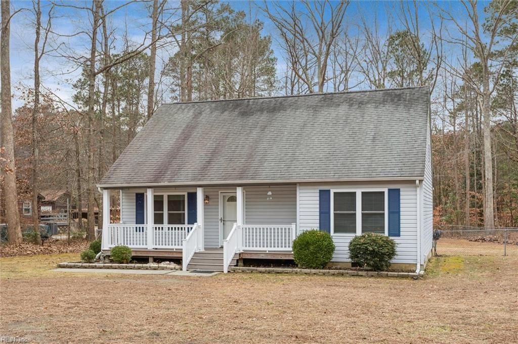 Photo of 5212 Hickory Fork Road, Gloucester, VA 23061 (MLS # 10615130)