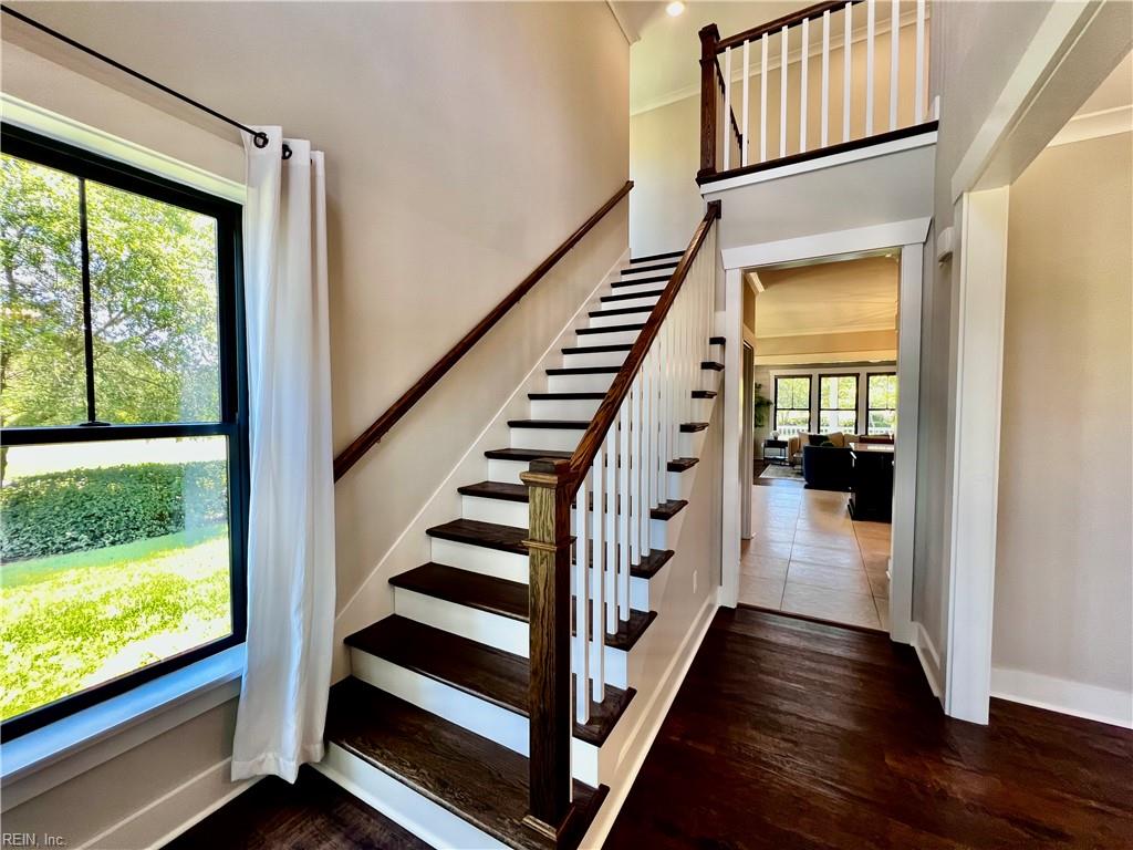 6100 Walkers Ferry LN