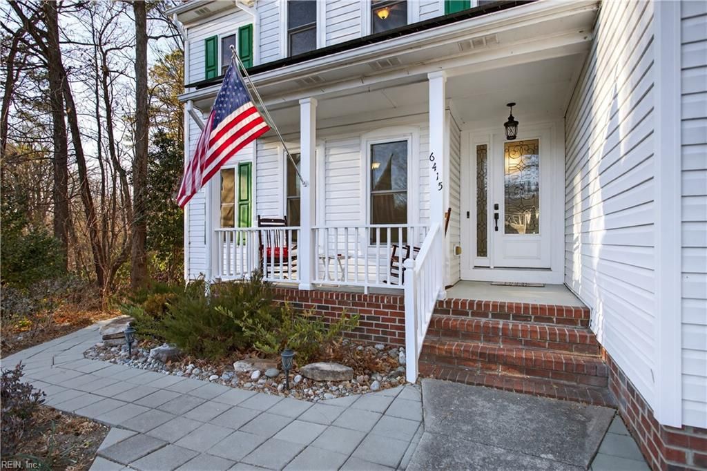 Photo of 6415 Pelican Crescent N, Suffolk, VA 23435 (MLS # 10619519)