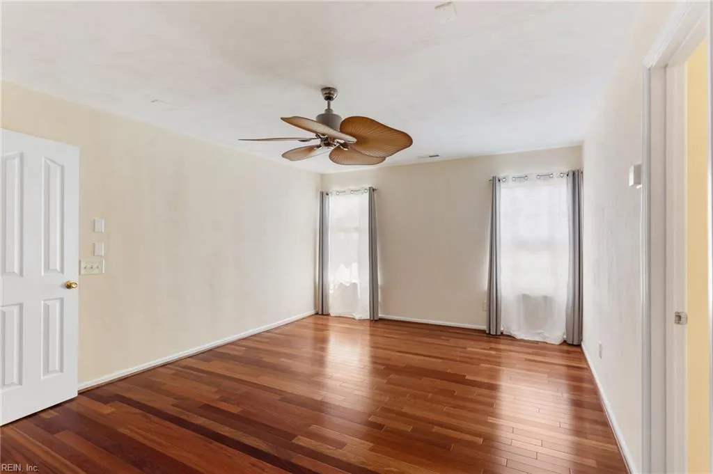 Suffolk, Virginia 23435, United States, 4 Bedrooms Bedrooms, ,3 BathroomsBathrooms,Residential,Active,113331