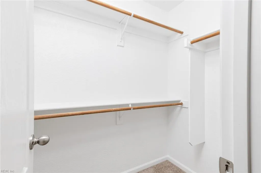 Suffolk, Virginia 23435, United States, 5 Bedrooms Bedrooms, ,4 BathroomsBathrooms,Residential,Pending,79907