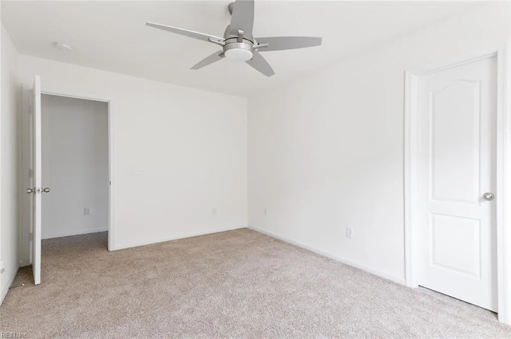 Suffolk, Virginia 23435, United States, 5 Bedrooms Bedrooms, ,4 BathroomsBathrooms,Residential,Pending,79907