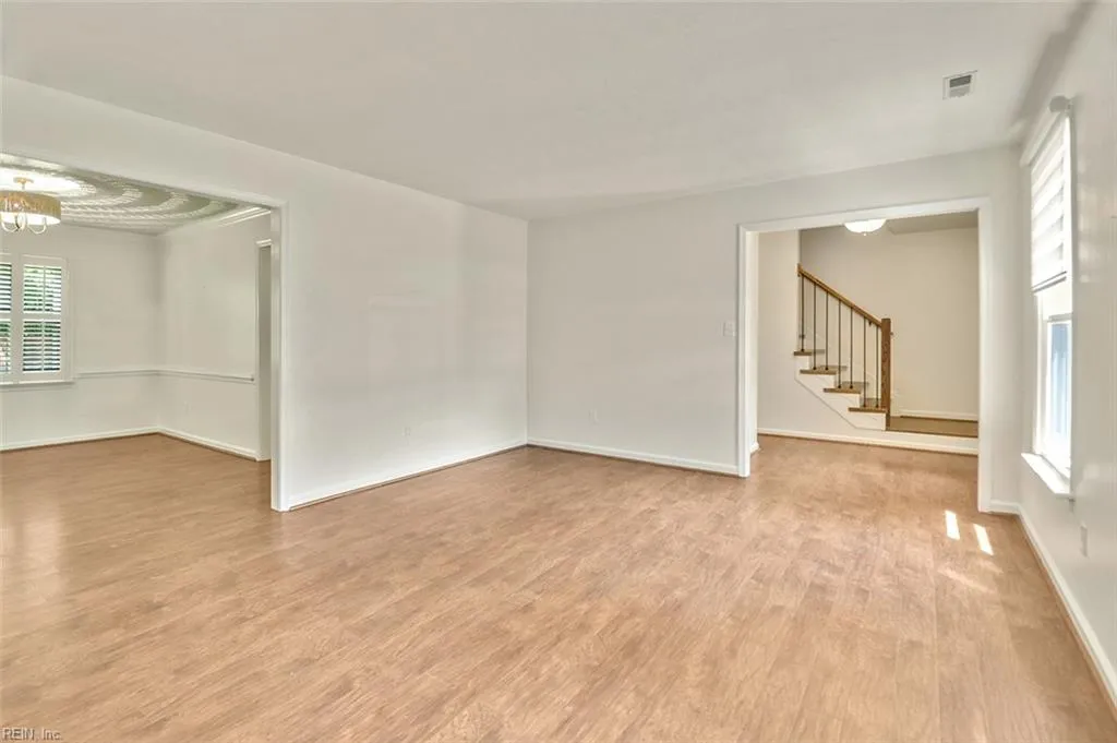 Chesapeake, Virginia 23320, United States, 4 Bedrooms Bedrooms, ,3 BathroomsBathrooms,Residential,Active,132892