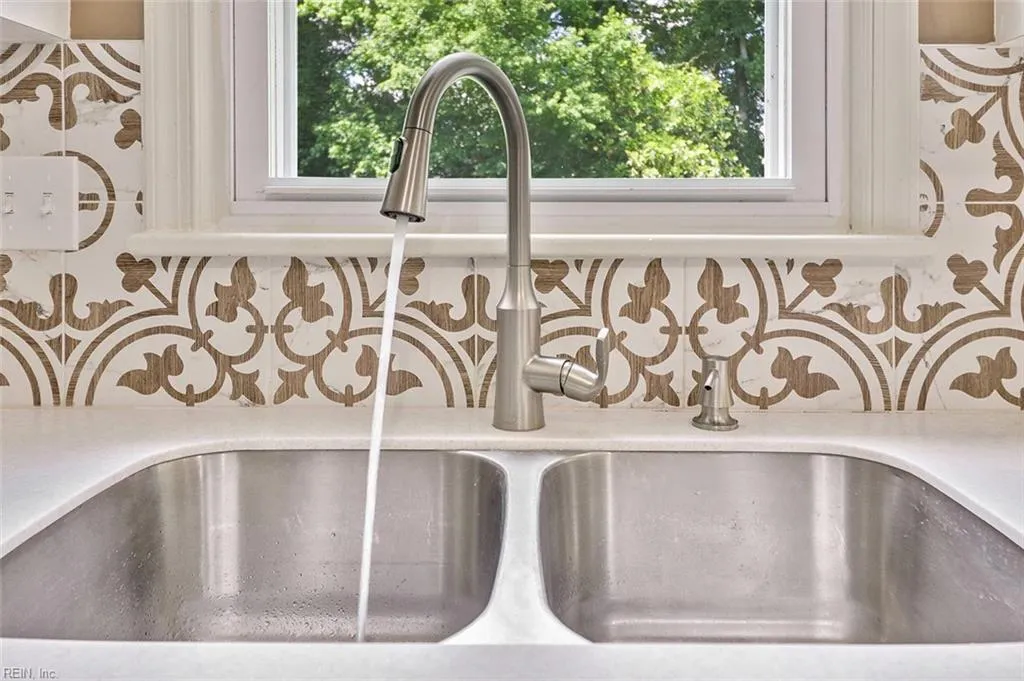 Chesapeake, Virginia 23320, United States, 4 Bedrooms Bedrooms, ,3 BathroomsBathrooms,Residential,Active,132892