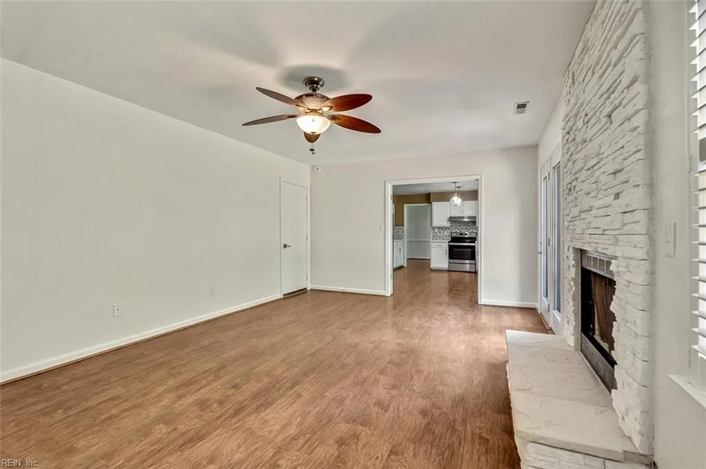 Chesapeake, Virginia 23320, United States, 4 Bedrooms Bedrooms, ,3 BathroomsBathrooms,Residential,Active,132892