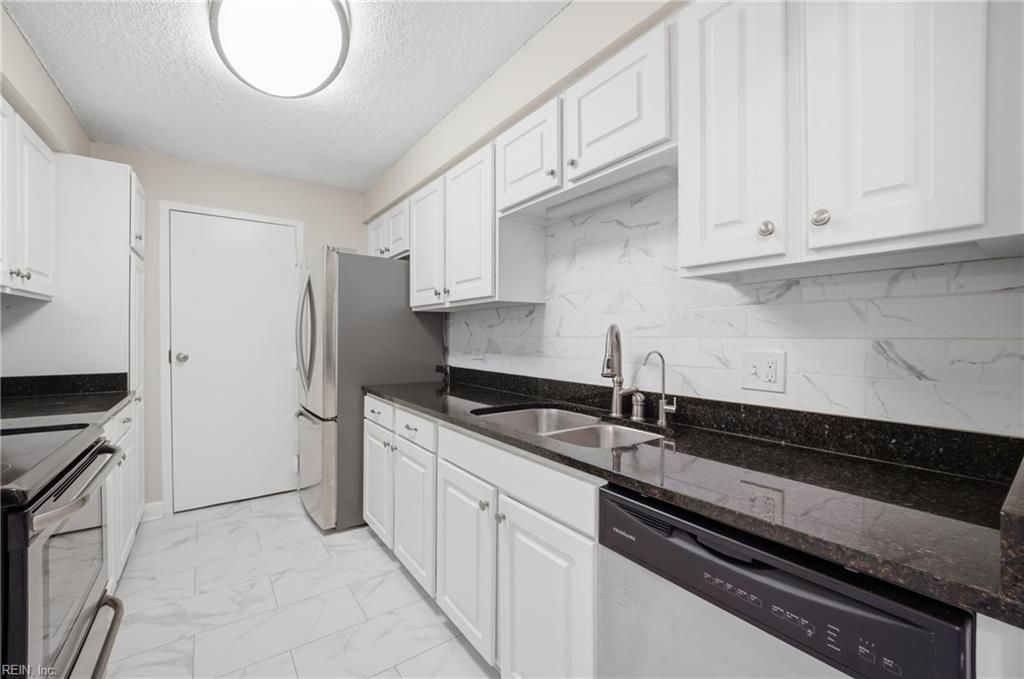 Photo of 3288 Page Avenue #314, Virginia Beach, VA 23451 (MLS # 10622718)